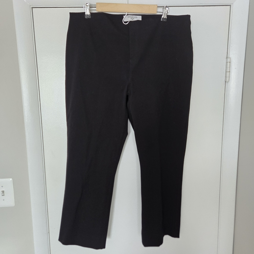 MM LaFleur Black Straight Stretch Pants Size 16